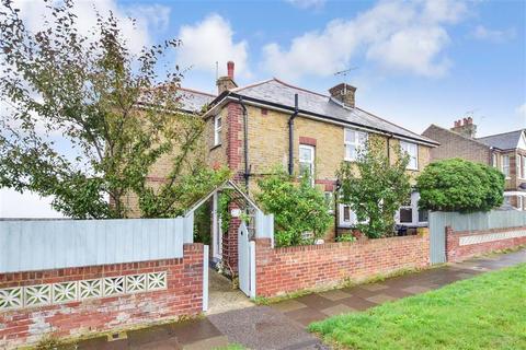 6 Grafton Road, Broadstairs, CT10 3DU