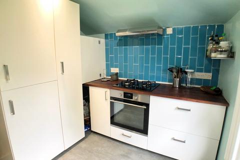 1 bedroom flat to rent, St. Donatts Road, London , SE14