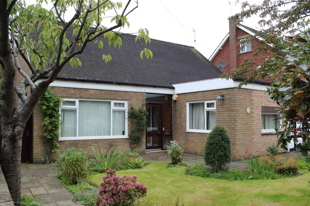 Alwood Avenue, Blackpool, Lancashire... 4 bed detached house £190,000