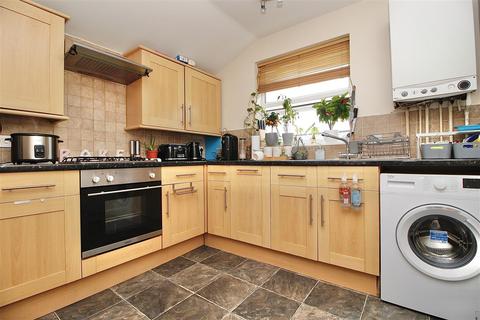 31 Phoenix Road, Ipswich, IP4 4ND