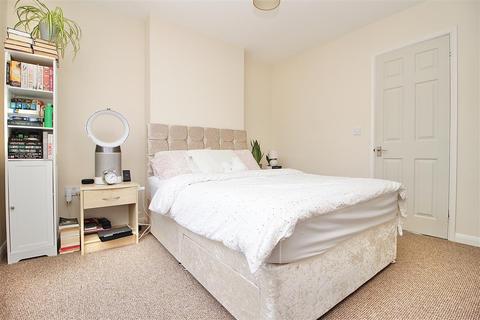 31 Phoenix Road, Ipswich, IP4 4ND