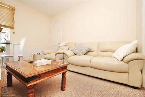 31 Phoenix Road, Ipswich, IP4 4ND