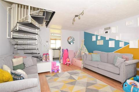 52 Heron Way, Chatham, ME5 7RL