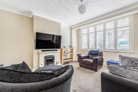 7 Knowle Road, Bromley, BR2 8NG