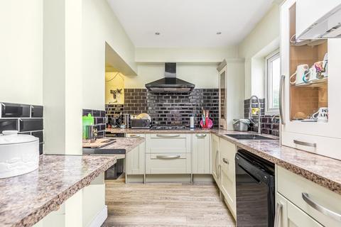 7 Knowle Road, Bromley, BR2 8NG