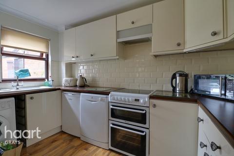 4 Quarry Mews, Purfleet-on-thames, RM19 1GR