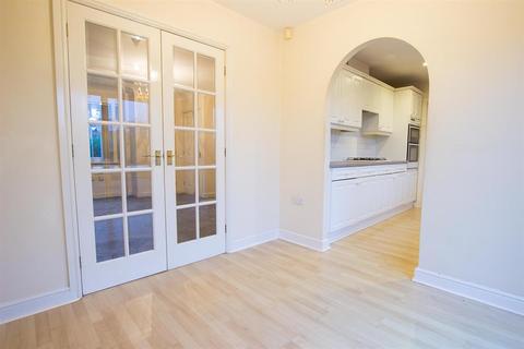 10 Grenada Close, Lower Darwen, Darwen, BB3 0SB