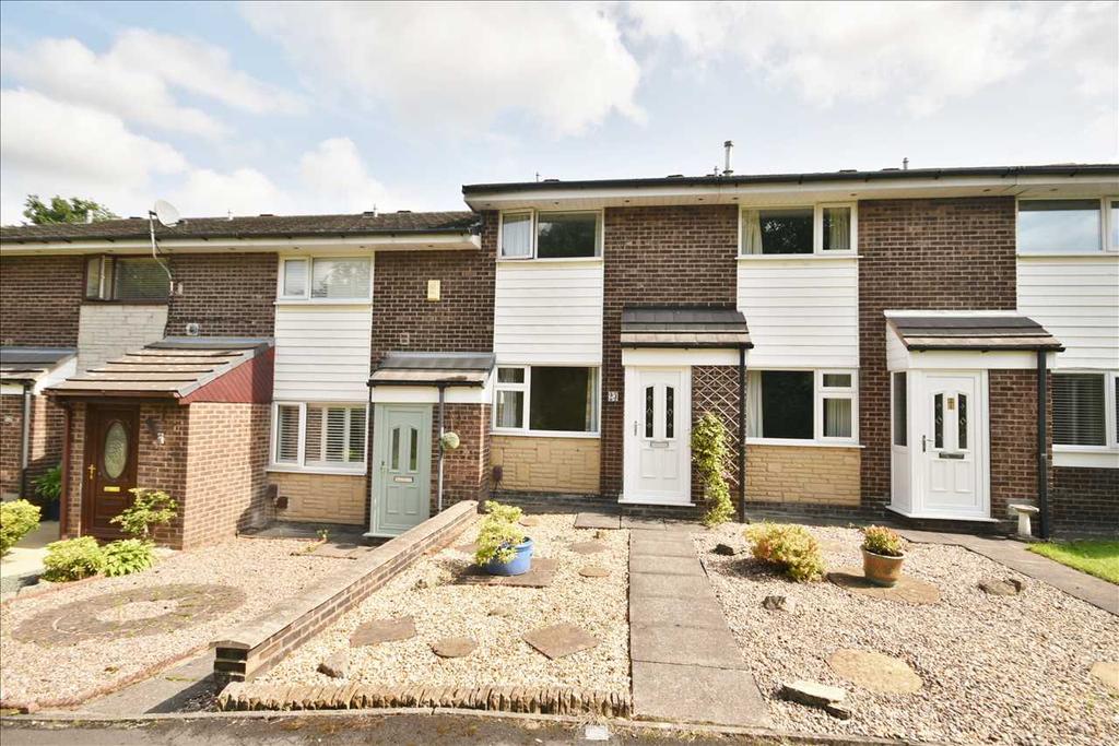 Studfold, Astley Village, Chorley 2 bed townhouse £650 pcm (£150 pw)