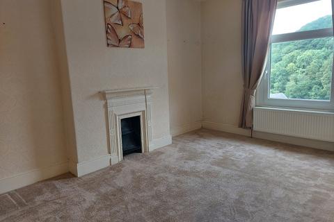 11 Heol Tredeg, Upper Cwmtwrch, Swansea, SA9 2XD