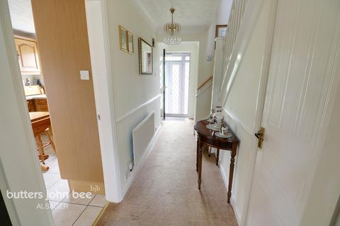 15 Swettenham Close, Alsager, Stoke-on-trent, ST7 2XG