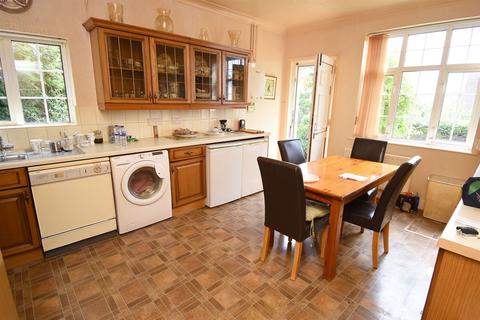 78 Castle Road, Whitstable, CT5 2EB