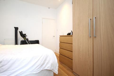 2 bedroom flat to rent, Ospringe Road, Kentish Town, NW5