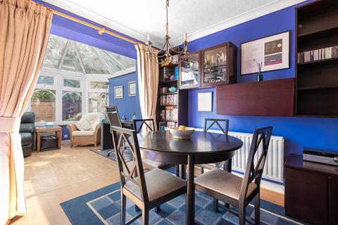 6 Stonebridge Field, Eton, Windsor, SL4 6PS