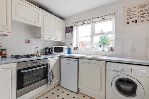 6 Stonebridge Field, Eton, Windsor, SL4 6PS