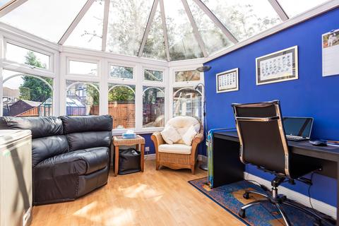 6 Stonebridge Field, Eton, Windsor, SL4 6PS