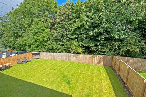 9 Garten Close, Knaresborough, HG5 0TR
