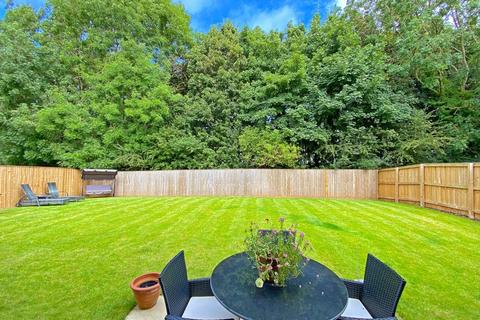 9 Garten Close, Knaresborough, HG5 0TR