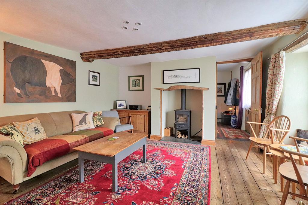 South Street, Torrington, Devon, EX38 4 bed terraced house £325,000