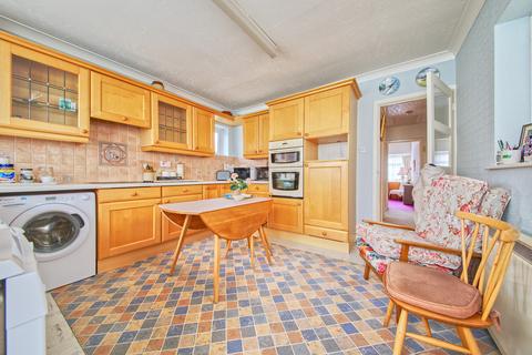 88 Farndish Road, Irchester, Wellingborough, NN29 7BE