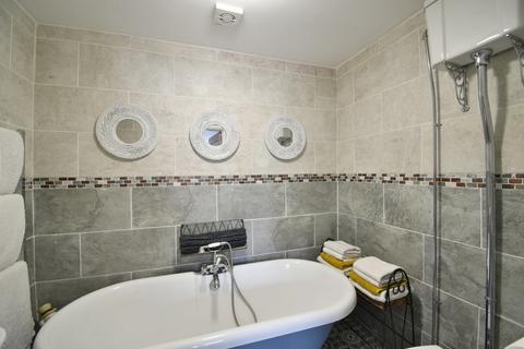 10 Fairham Road, Stretton, Burton-on-trent, DE13 0BS