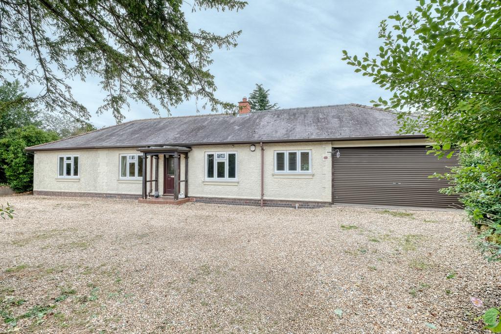 Pikes Pool Lane, Burcot, Bromsgrove... 4 bed detached bungalow £695,000
