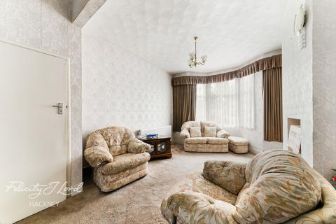 52 Adley Street, London, E5 0DY