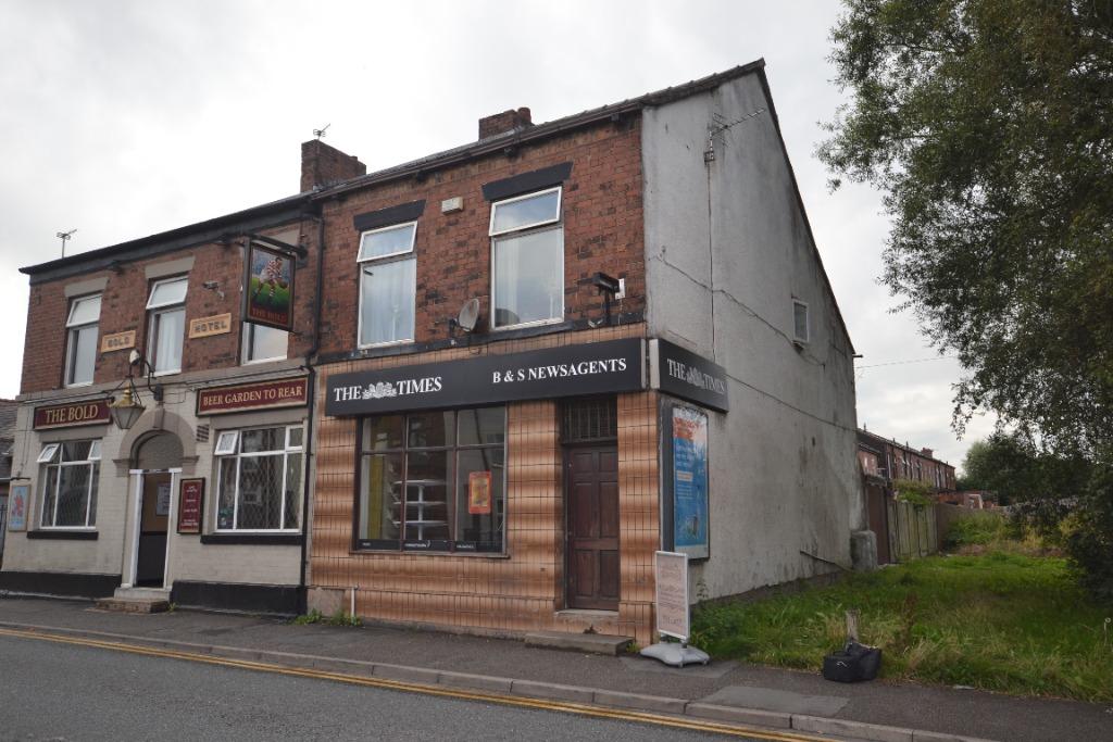 Poolstock Lane, Wigan, WN3 2 bed semidetached house £130,000