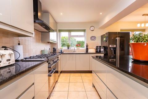 9 School Green Lane, North Weald, Epping, CM16 6EH