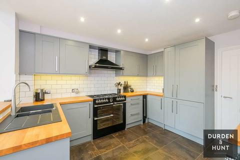12 Granary Halt, Rayne, Braintree, CM77 6AB