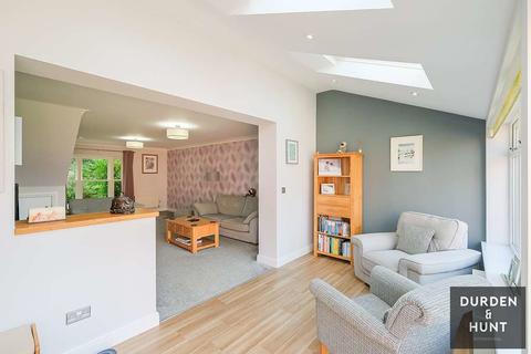 12 Granary Halt, Rayne, Braintree, CM77 6AB