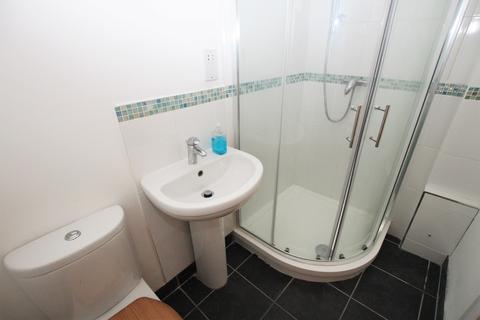81 Heathview Avenue, Dartford, DA1 3QB