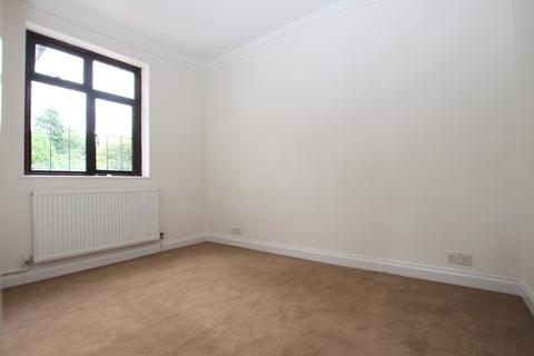 81 Heathview Avenue, Dartford, DA1 3QB