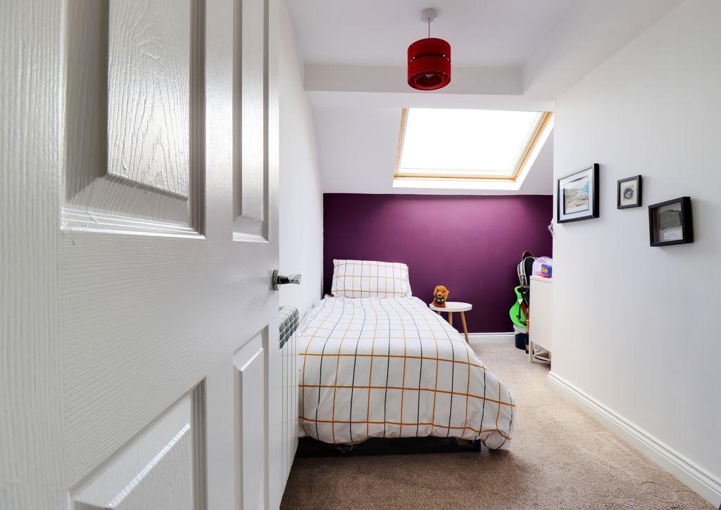 Bedroom 1 (Single)