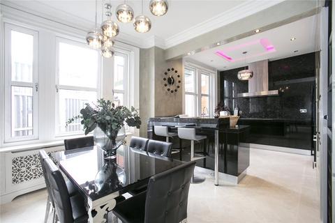 8 bedroom apartment to rent, Wellington Court, SW1X