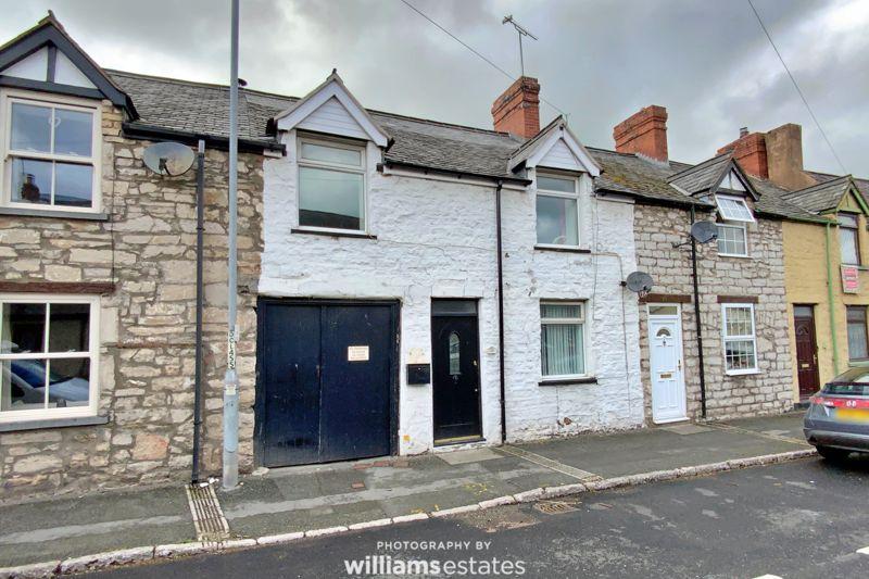 Mwrog Street, Ruthin 2 bed terraced house for sale £140,000
