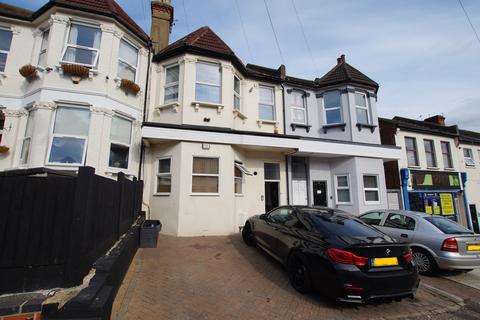 1 bedroom flat to rent - Southchurch Avenue, Southend On Sea, SS1