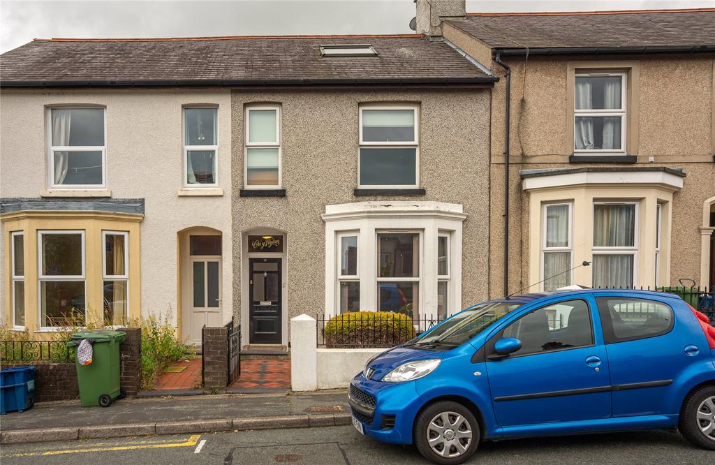 Orme Road, Bangor, Gwynedd, LL57 5 bed terraced house £195,000