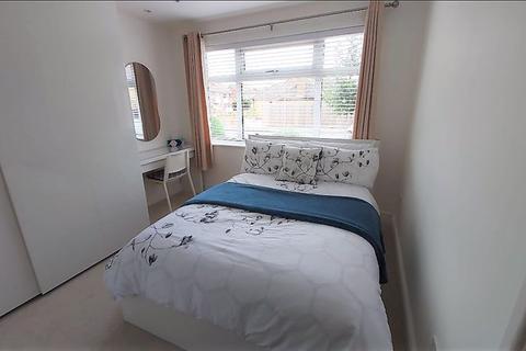 40 Brixham Drive, Wigston, LE18 1BH