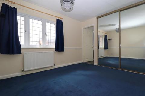 9 Barleyvale, Luton, LU3 4DH