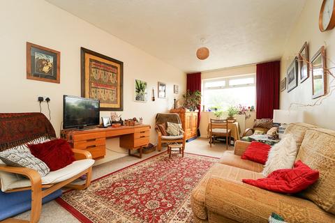 80 Beach Road, Kewstoke, Weston-super-mare, BS22 9UQ