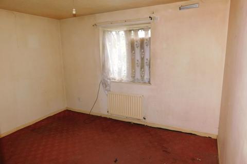 4 Dunlin Way, Bradford, BD8 0RL