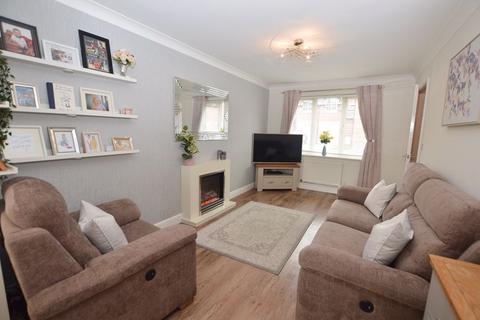 9 Belton Close, Golborne, Warrington, WA3 3WN