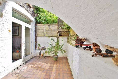 Garden Flat, 14 Lee Road, Lynton, EX35 6HW