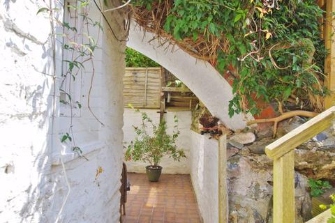 Garden Flat, 14 Lee Road, Lynton, EX35 6HW