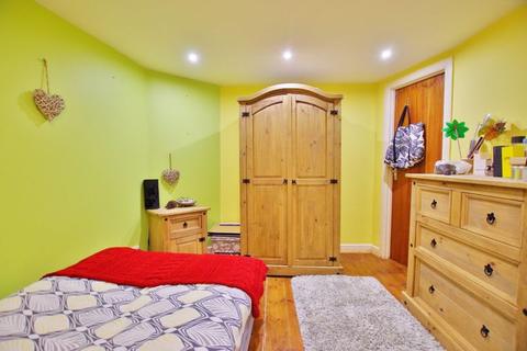 Garden Flat, 14 Lee Road, Lynton, EX35 6HW