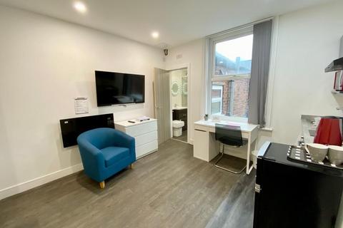 Studio to rent, Studio 1 313a Ecclesall Road