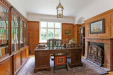 Erin, Kinburn Drive Egham Hill, Egham, TW20 0BD