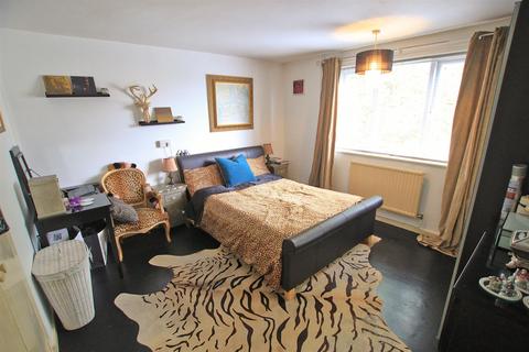 2 bedroom property for sale - Barnwell Road, Cambridge