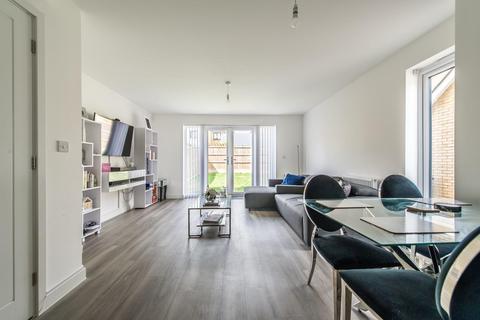 75 Thackeray Drive, Northfleet, Gravesend, DA11 8FS