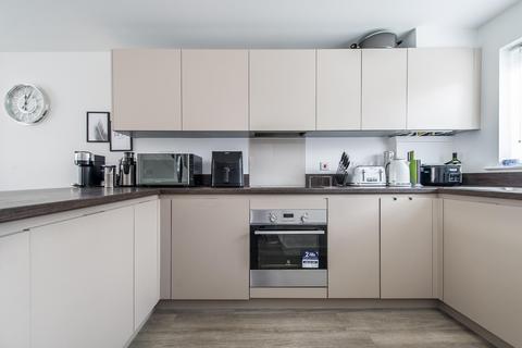 75 Thackeray Drive, Northfleet, Gravesend, DA11 8FS